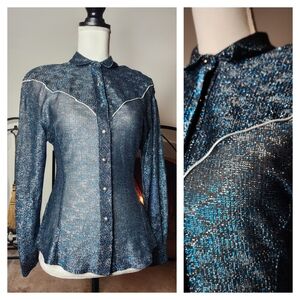 ✨️ Vintage Western Rodeo Metallic Shimmering Blue Button-Up Shirt w/ Piping ✨️